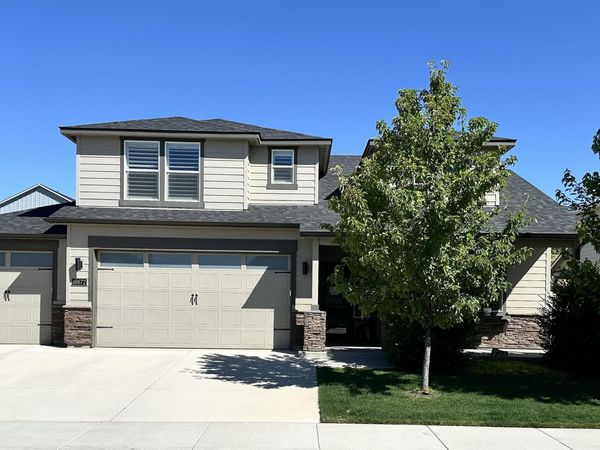 10672 W W Daylily Ave, Star, ID 83669