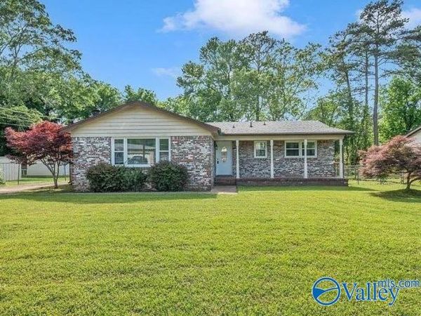 11316 Maplecrest Drive SE, Huntsville, AL 35803