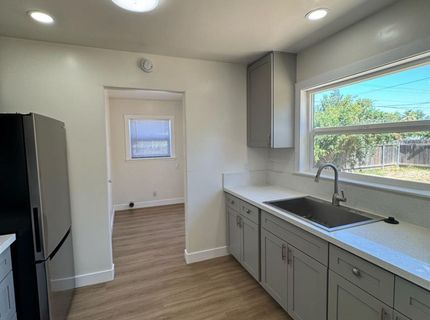 4501-4812 , C Roosevelt Ave, Sacramento, CA 95820 Photo