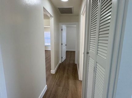 4501-4812 , C Roosevelt Ave, Sacramento, CA 95820 Photo