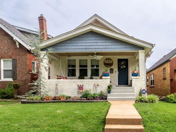 5622 Murdoch Avenue, St Louis, MO 63109