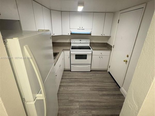 13285 NE 6th Ave, Unit N402, North Miami, FL 33161