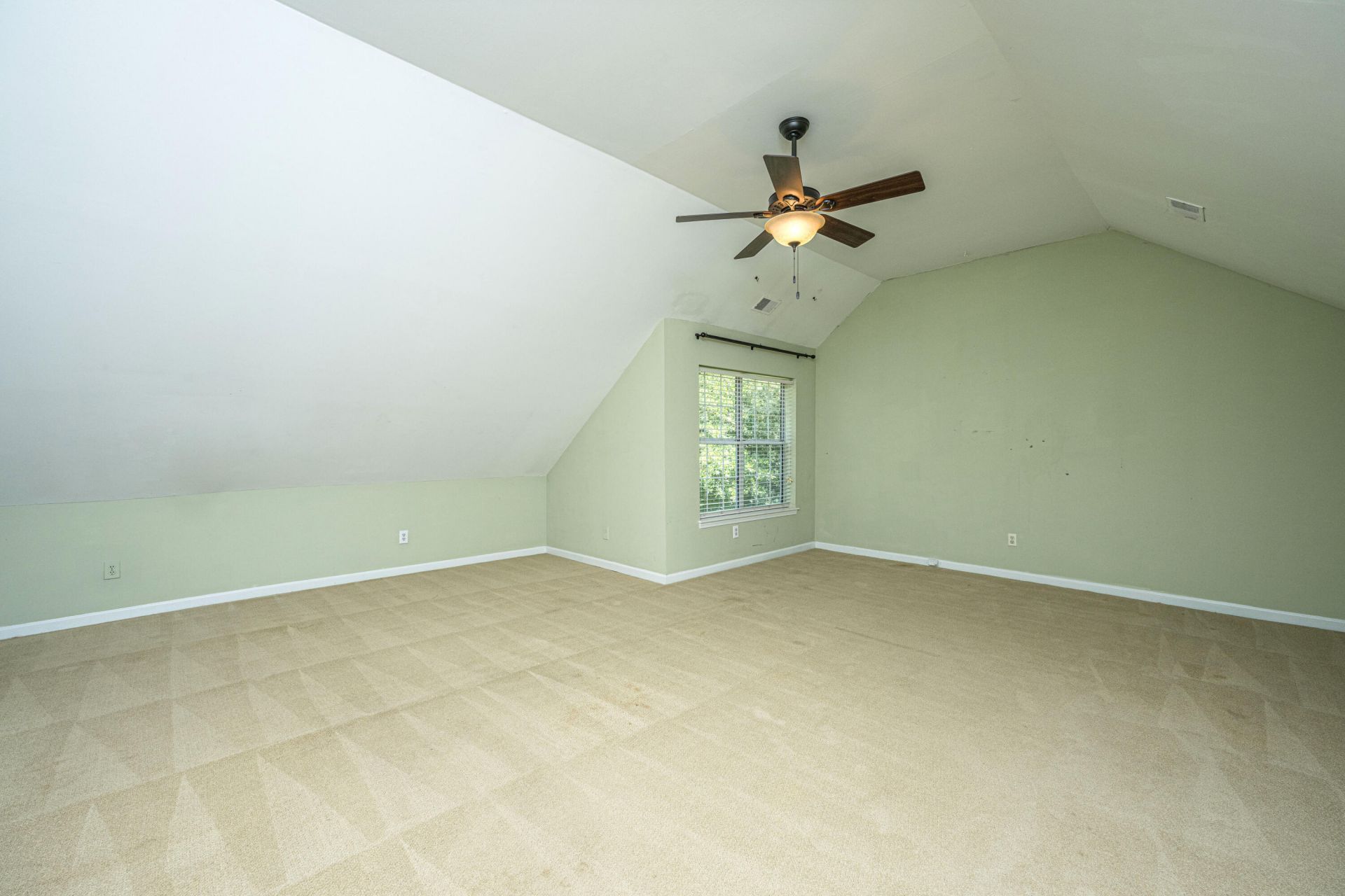 2717 Merwether Lane Photo 34