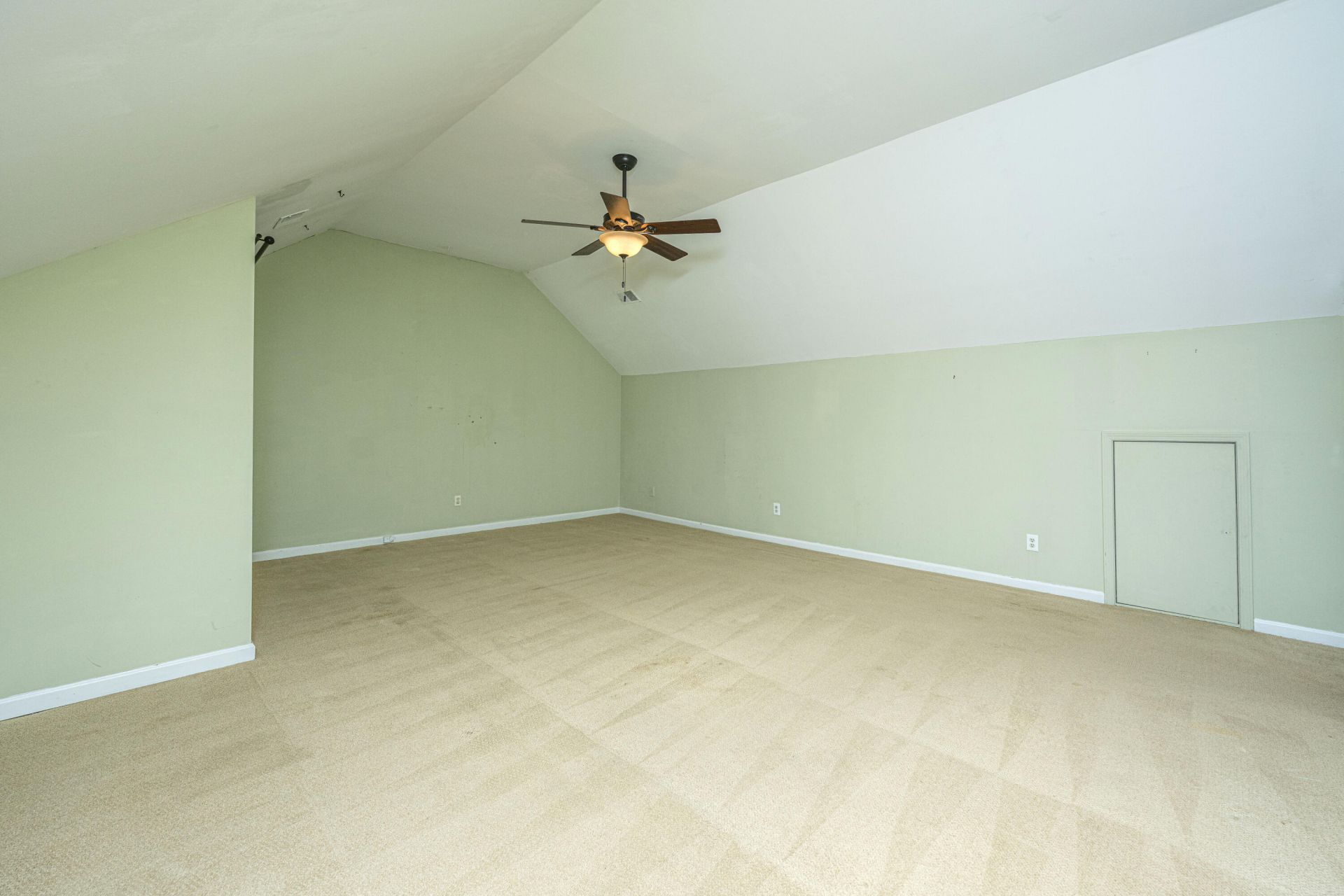 2717 Merwether Lane Photo 35