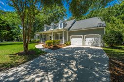2717 Merwether Lane photo 4
