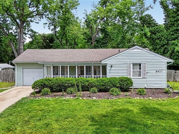 8427 England Street, Overland Park, KS 66212