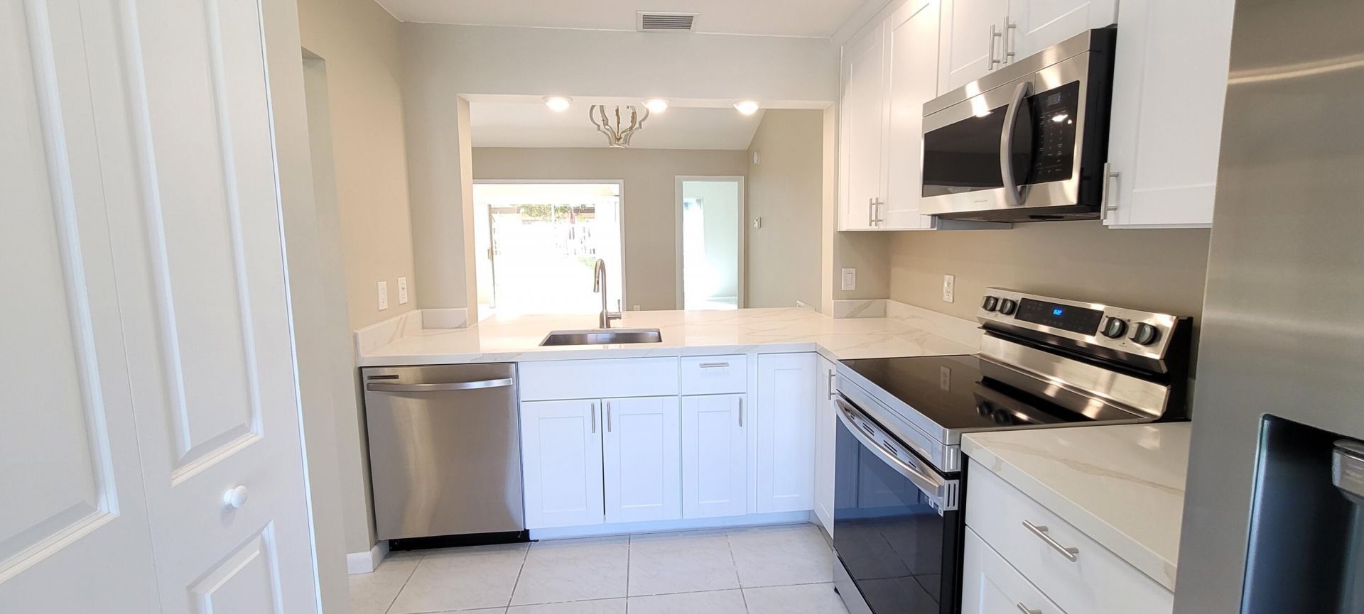 6209 Olivewood Circle, Greenacres, FL 33463 Photo