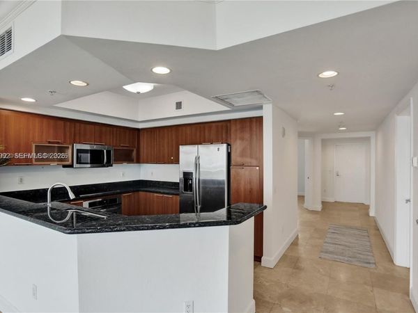 15051 Royal Oaks Ln , Unit 2603, North Miami, FL 33181