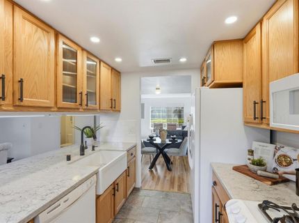 4010 Knoll Top Ct, Carmichael, CA 95608 Photo