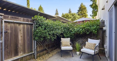 4010 Knoll Top Ct, Carmichael, CA 95608 Photo