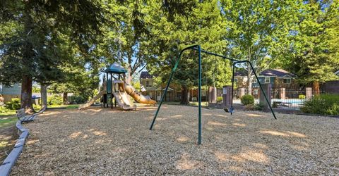 4010 Knoll Top Ct, Carmichael, CA 95608 Photo