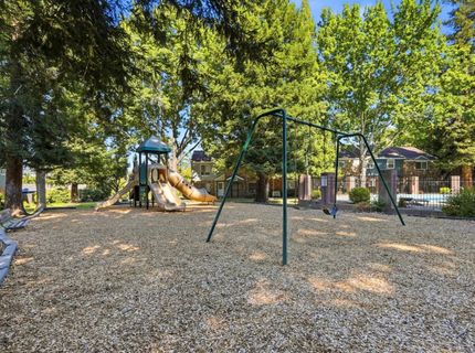 4010 Knoll Top Ct, Carmichael, CA 95608 Photo