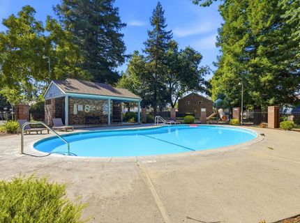 4010 Knoll Top Ct, Carmichael, CA 95608 Photo