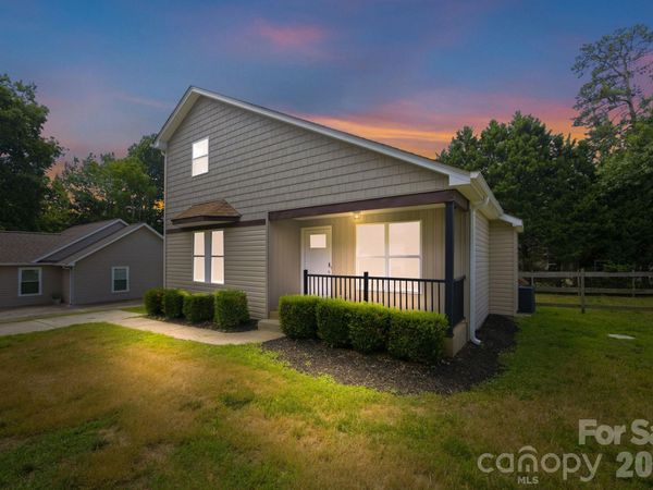 7564 Katherine Drive, Denver, NC 28037