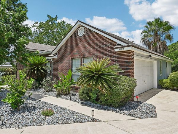 7920 VIVERA Court, Jacksonville, FL 32244