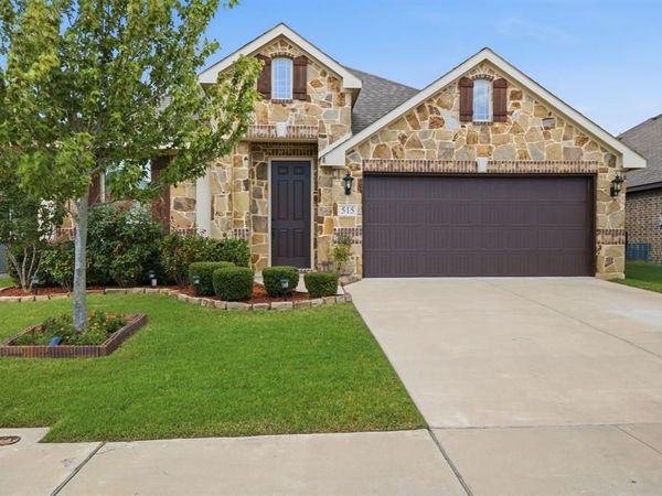 515 Lakeview Drive, Alvarado, TX 76009