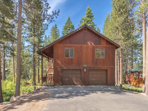 13323 Falcon Point Place, Truckee, CA 96161