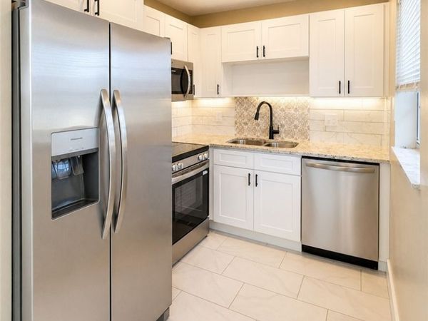 61 Woodland Drive , Unit 205, Vero Beach, FL 32962