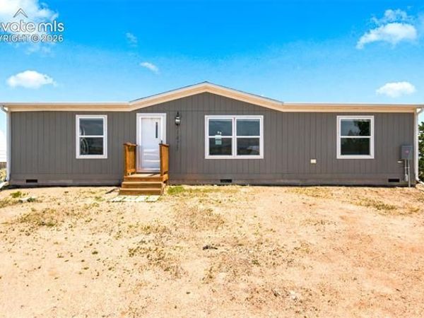 21425 Oak View, Fountain, CO 80817