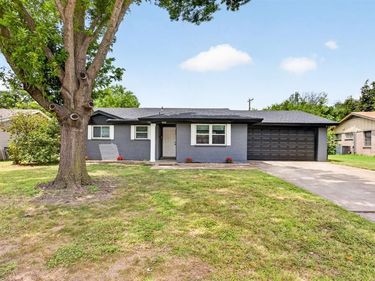 3504 Coronado Court, Fort Worth, TX 76116