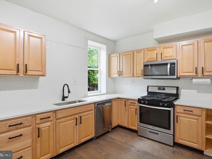 3920 6th Street, Baltimore, MD 21225 Main Photo