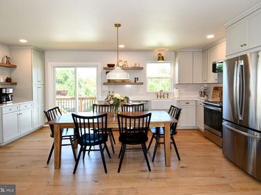 5042 GODWINS LANDING DRIVE, REMINGTON, VA 22734