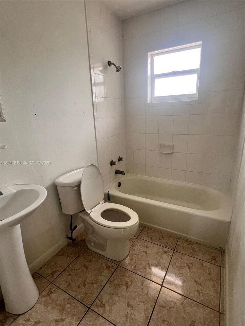 608 SW 15th Ave , Unit 3, Miami, FL 33135 Photo