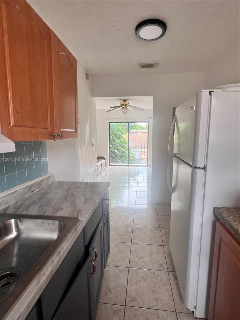 608 SW 15th Ave , Unit 3, Miami, FL 33135 Photo