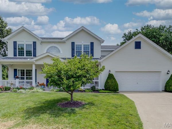380 Huntleigh Manor Drive, St Charles, MO 63303