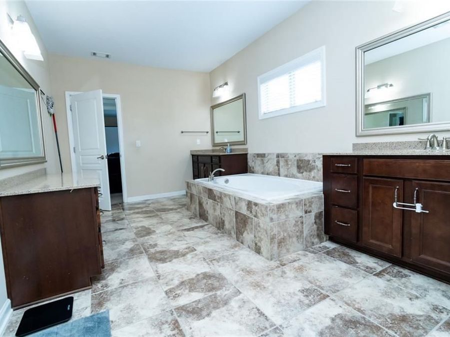Property Image 73