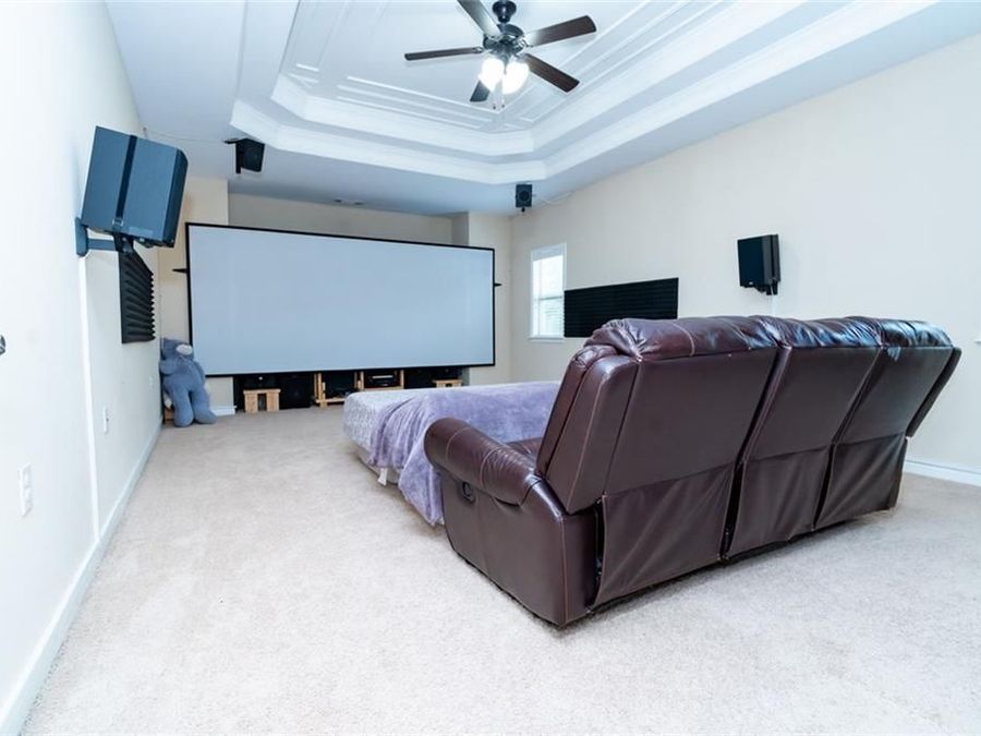 Property Image 94