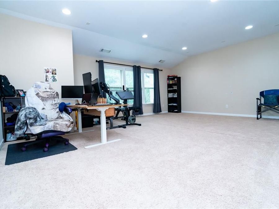 Property Image 95