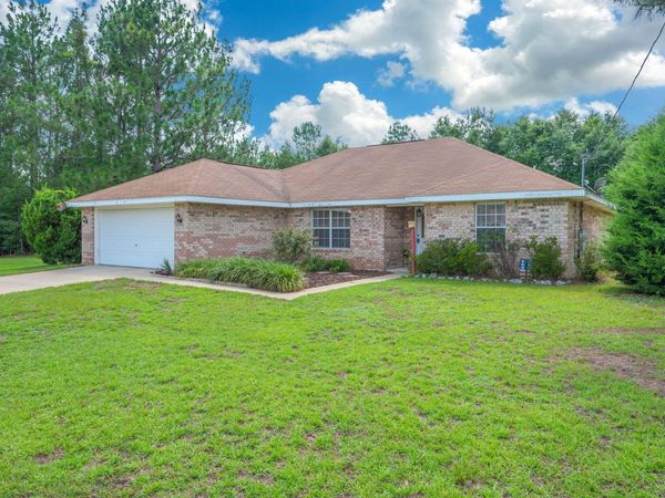 8180 Shooter Lane, Laurel Hill, FL 32567