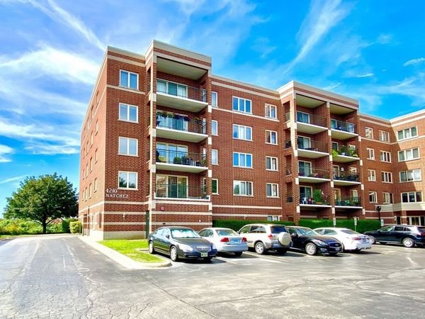 4210 N Natchez Avenue , Unit 410, Chicago, IL 60634