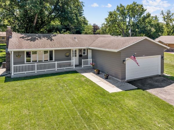 517 S Hubbard Street , Algonquin, IL 60102