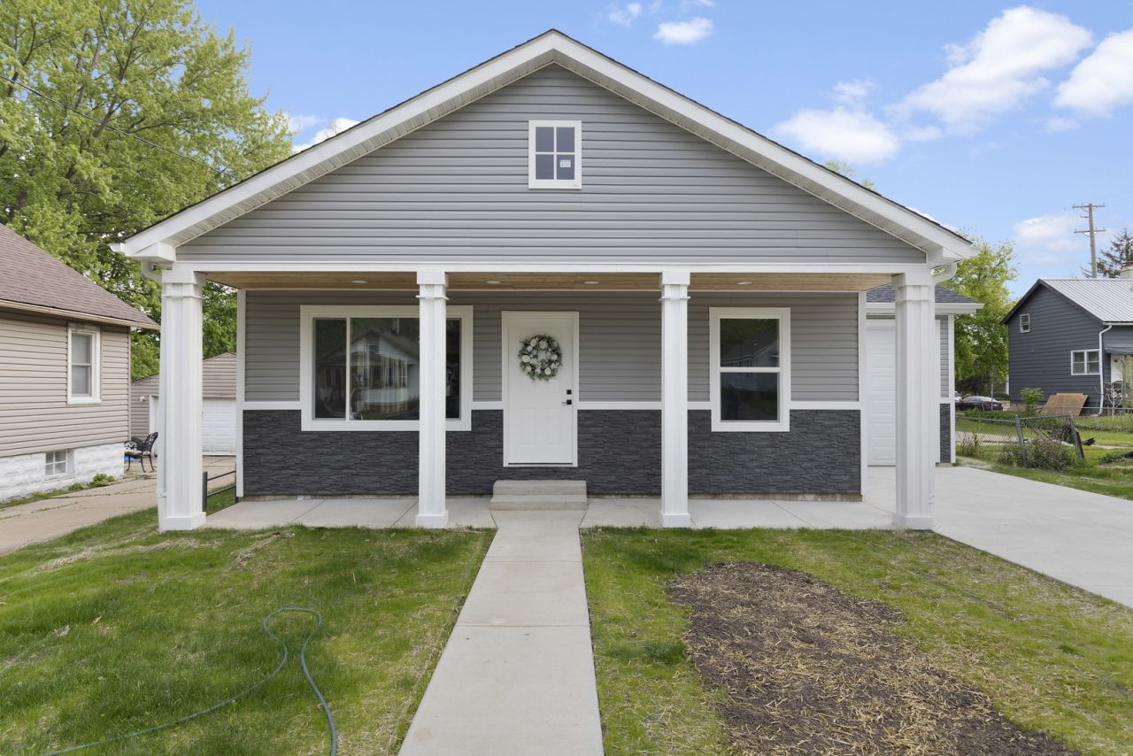 1212 Lincoln Avenue, Rockford, IL 61102 Main Photo