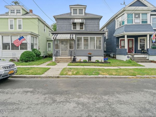215 6th Avenue, Watervliet, NY 12189
