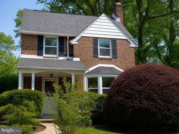 1516 SURREY LANE , WYNNEWOOD, PA 19096
