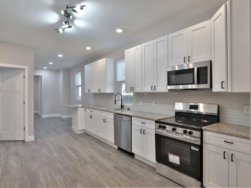 1140 E Mound Street, Columbus, OH 43205 Photo 9