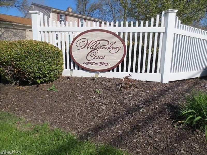 20325 Williamsburg Court, Unit 310B, Middleburg Heights, OH 44130 Photo 18