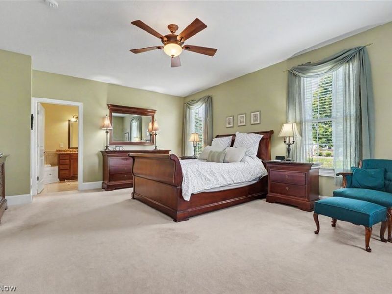 1933 Rock Creek S, Akron, OH 44333 Photo 20