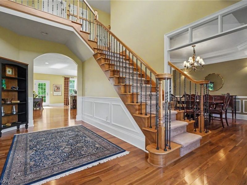 1933 Rock Creek S, Akron, OH 44333 Photo 6