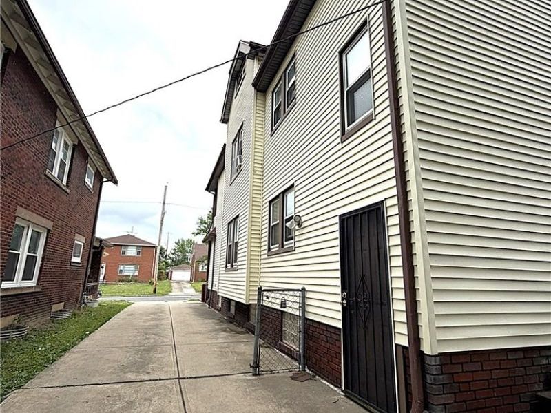 8108 Grand Division Avenue, Garfield Heights, OH 44125 Photo 34