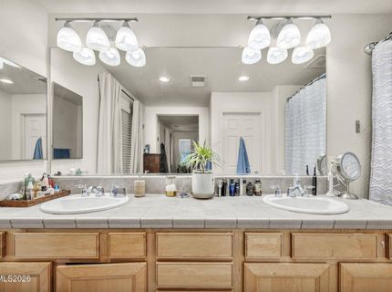 6652 Sportoletti Drive, Sparks, NV 89436 Photo