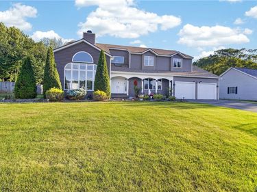 32 Morgan Lane, New Hartford, NY 13413