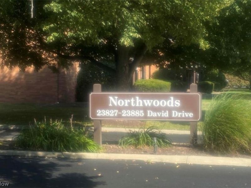23835 David Drive, Unit 207, North Olmsted, OH 44070 Photo 8