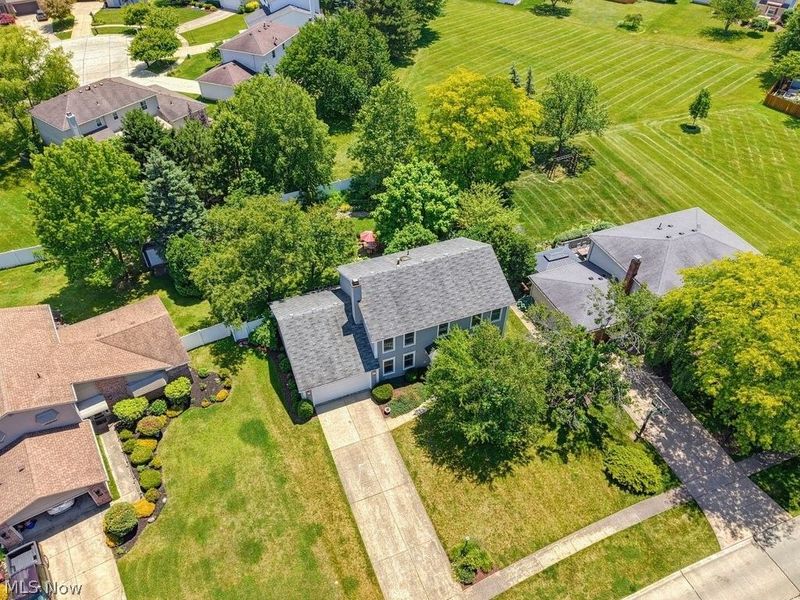 18925 Stony Point Drive, Strongsville, OH 44136 Photo 10