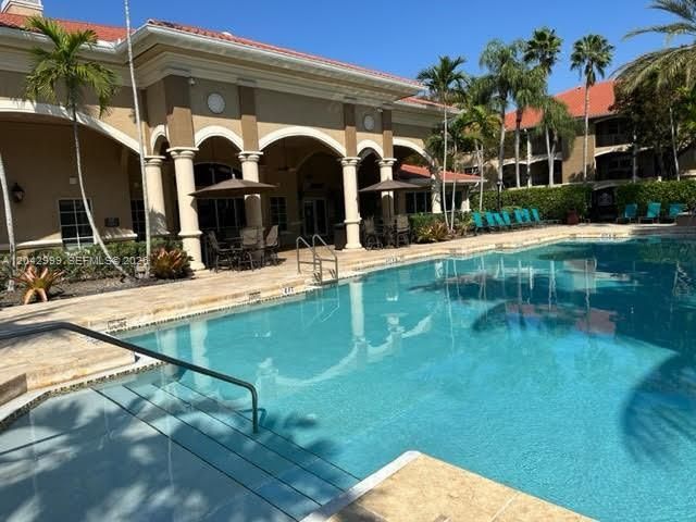 11600 SW 2nd St , Unit 18207, Pembroke Pines, FL 33025 Photo