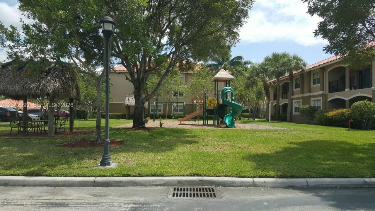 11600 SW 2nd St , Unit 18207, Pembroke Pines, FL 33025 Photo