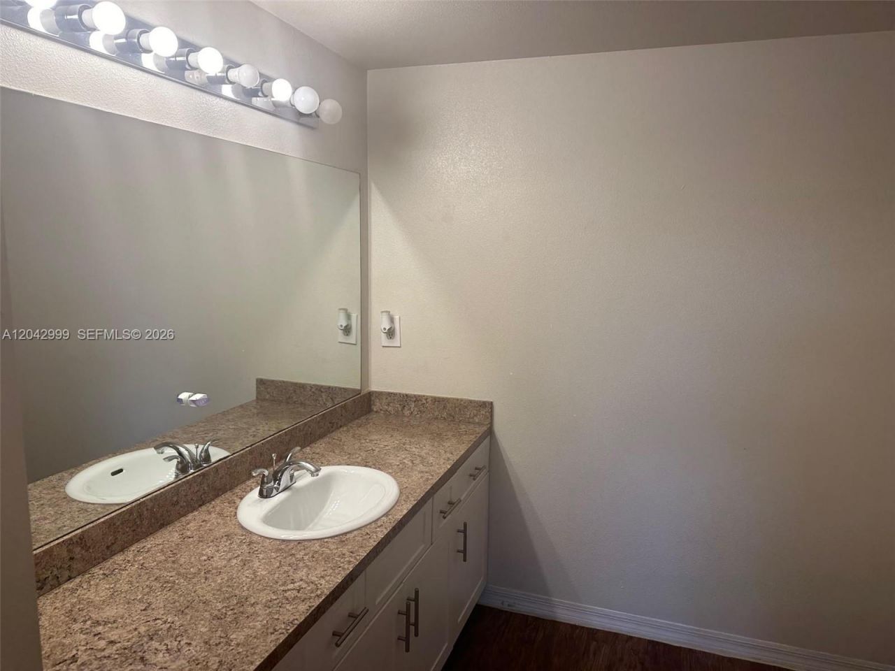 11600 SW 2nd St , Unit 18207, Pembroke Pines, FL 33025 Photo